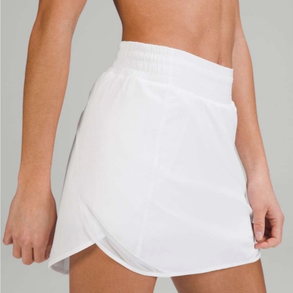 Lululemon Hotty Hot High-Rise Skirt Women 10 White Excellent Athletic Skort